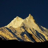 Bargiel w drodze na Manaslu