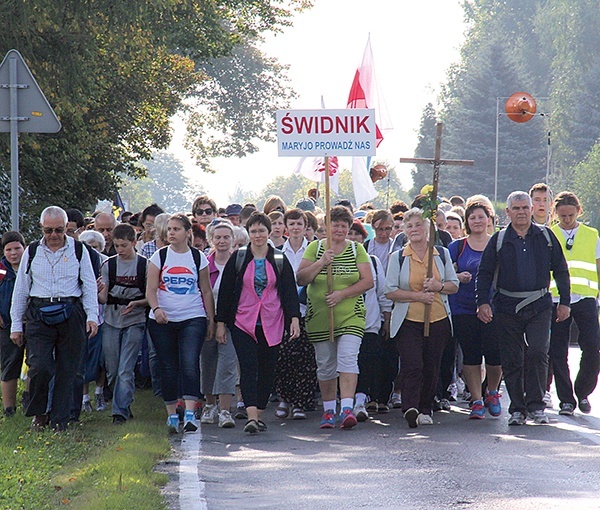 Sanktuarium w Wąwolnicy jest miejscem częstych odwiedzin pątników