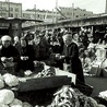 Warszawie bazary i targowiska. To tutaj toczyło się codzienne życie mieszkańców