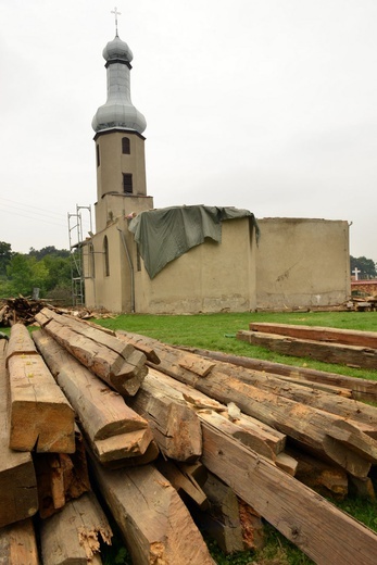 Drogomiłowice remontują światynię