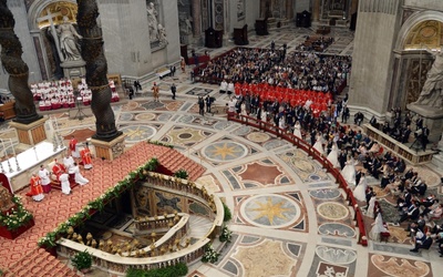 Franciszek na ślubie 20 par małżeńskich