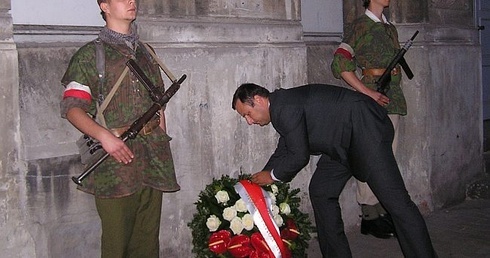 Za ofiary "wyzwolicieli"