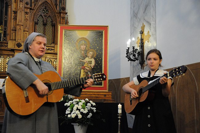 Wszystkie dzieci u Matki