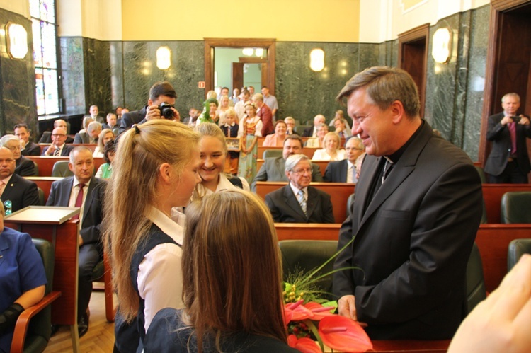 Abp Józef Kupny honorowym obywatelem Chorzowa