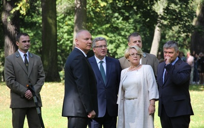 Park otwierał prezydent RP Bronisław Komorowski, który także zasadził tu dąb wolności