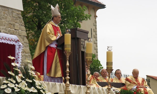 Modlitwa rodzin w Kalwarii, cz. 2.