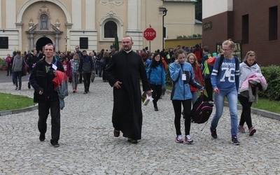 Nocą, pieszo do Rud