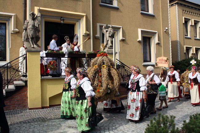 Diecezjalne dożynki w Rudach