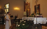 Mieszkańcy kolejnej parafii modlą się przed cudownym obrazem MB Latyczowskiej