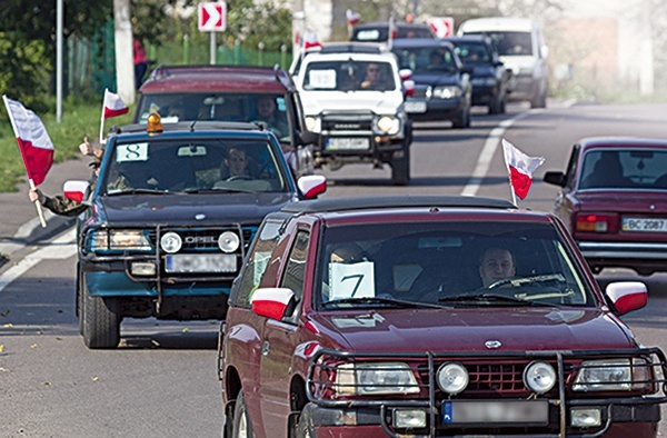 Konwój na Ukrainę  liczył 15 samochodów  i 27 wolontariuszy.