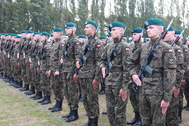 Przysięga podchorążych na Westerplatte