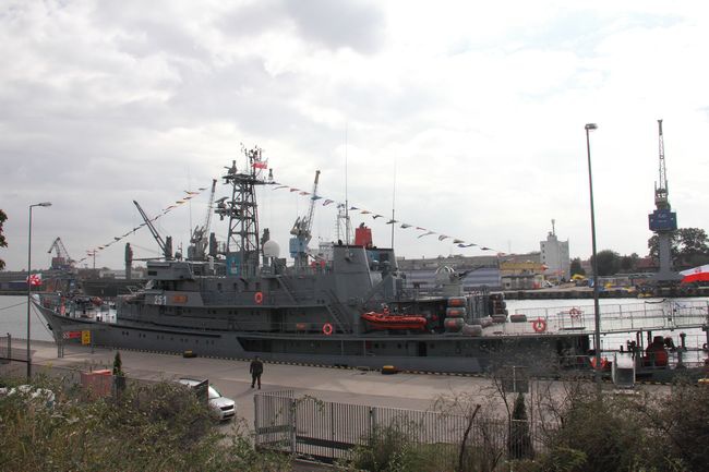 Przysięga podchorążych na Westerplatte