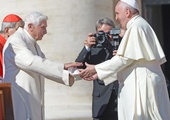 Dwaj papieże na spotkaniu z osobami starszymi 