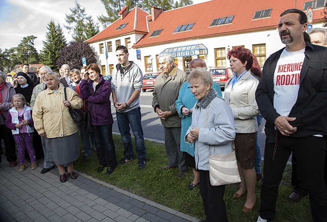 Koronka na ulicy w Bornem Sulinowie