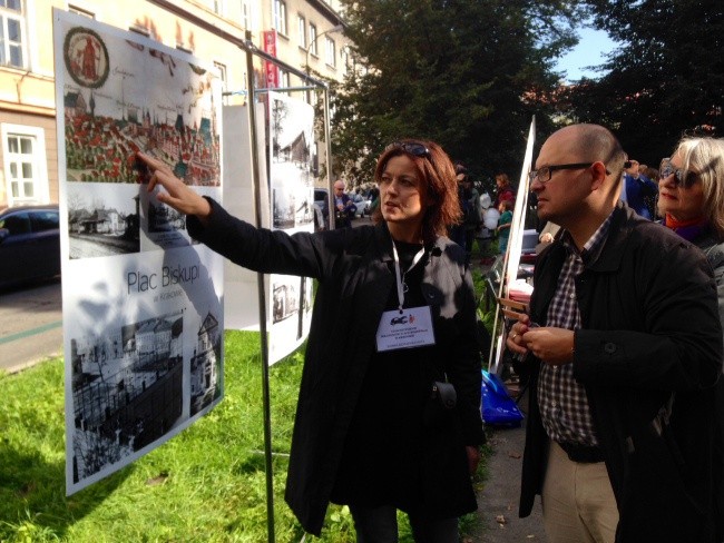 Protest-piknik na pl. Biskupim