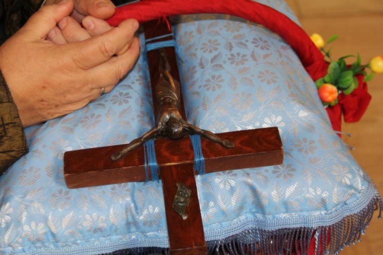 Pielgrzymka Kół Żywego Różańca do Domaniewic