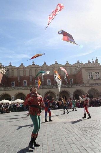 Pokaz średniowiecznych chorągwi Cz. 2
