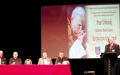  Każdy z wykładów unaoczniał wielką troskę Jana Pawła II o dobro wspólne wszystkich ludzi. 