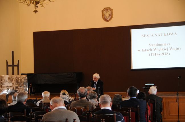 Sesja naukowo-historyczna w Sandomierzu