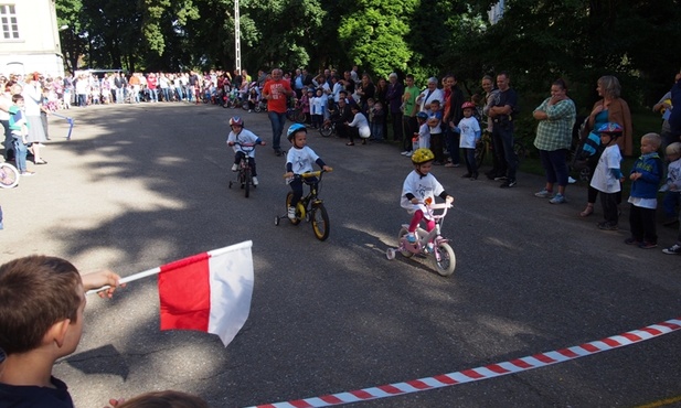 Zawody zorganizowało przedszkole sióstr Sacre Coeur