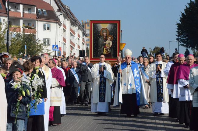 Procesja z Matką Bożą