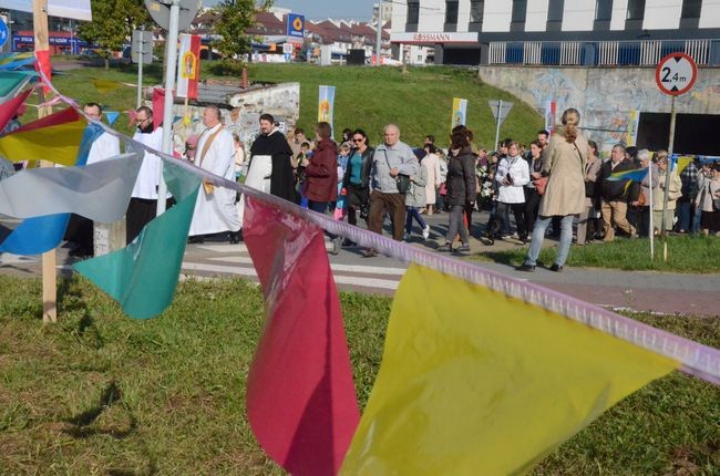 Procesja z Matką Bożą