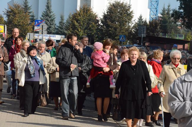 Procesja z Matką Bożą