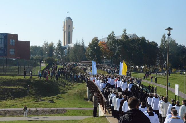 Procesja z Matką Bożą