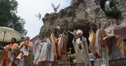 Bądź człowiekiem wśród stworzeń