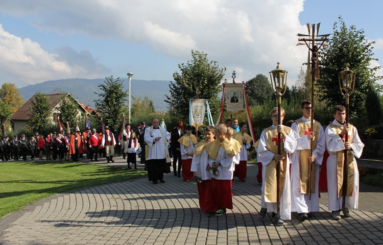 Nowy szlak papieski w Beskidach