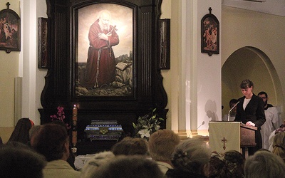  Modlitwa przy relikwiach patrona diecezji