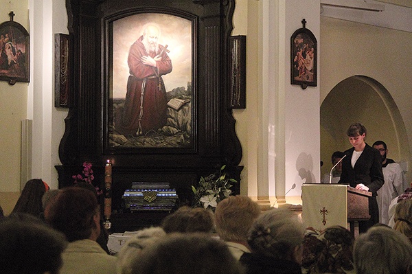  Modlitwa przy relikwiach patrona diecezji