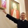 – Obecność relikwii Jana Pawła II w naszych kościołach ma naprawdę głęboki sens wówczas, gdy pozwala się mu mówić. Trzeba łączyć działanie duchowe z przypominaniem jego nauki – mówi ks. prał. Edmund Skalski