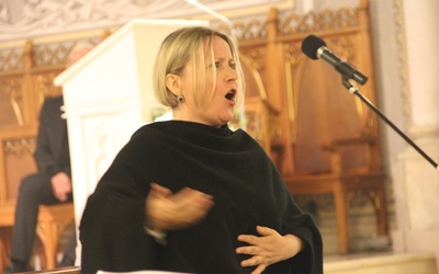 Katarzyna Thomas zaśpiewała w radomskiej katedrze
