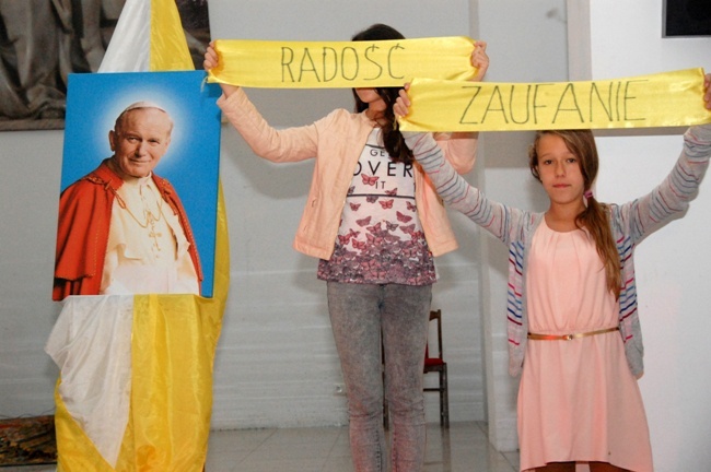 Misterium dla św. Jana Pawła II u Matki Odkupiciela