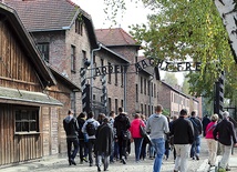  Konferencja w BCK przypomni, że o dialogu z Żydami nie można mówić  bez pamięci o ofiarach Auschwitz