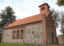 Murowany kościół został wykupiony od ewangelików w 2010 roku 