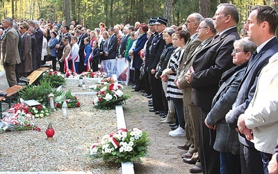  Mieszkańcy Skrwilna, Rypina i okolic pamiętają o pomordowanych w lasach skrwileńskich
