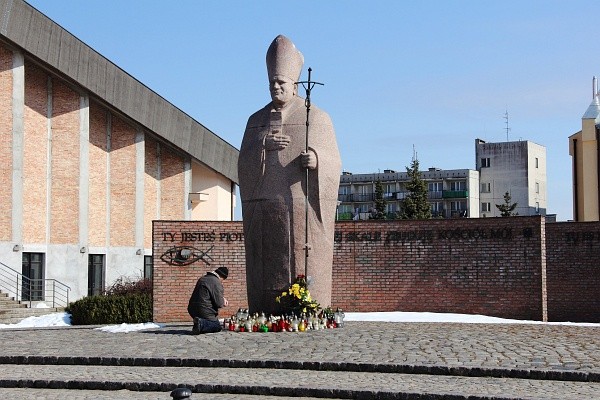 Dziękując Janowi Pawłowi II