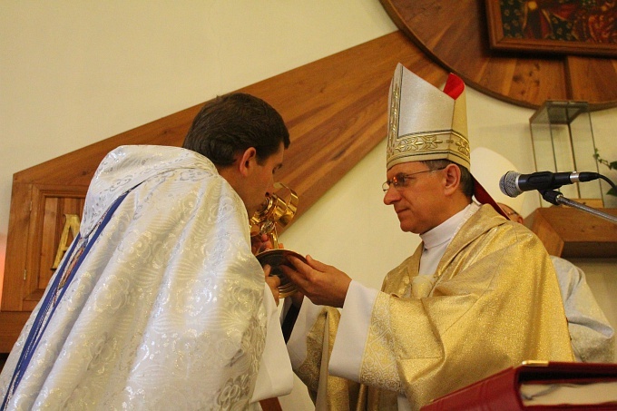 Abp Mieczysław Mokrzycki w Wałbrzychu