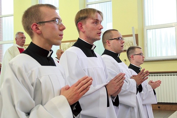  Kl. Jakub Zakrzewski, kl. Bartłomiej Borowski, kl. Jakub Kita i kl. Adrian Czerwiński