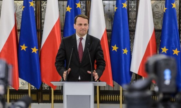 Sikorski twierdzi, że się zagalopował
