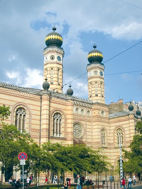 Wielka Synagoga w Budapeszcie przetrwała czas zagłady i funkcjonuje do dzisiaj