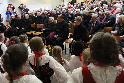 Edyta Geppert na jubileuszu ks. Józefa Strączka