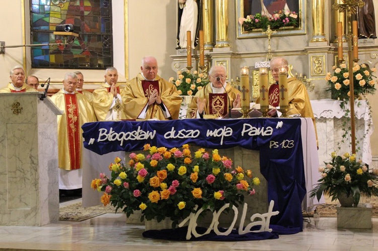 Edyta Geppert na jubileuszu ks. Józefa Strączka