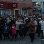 Tam świętych noszą na rękach