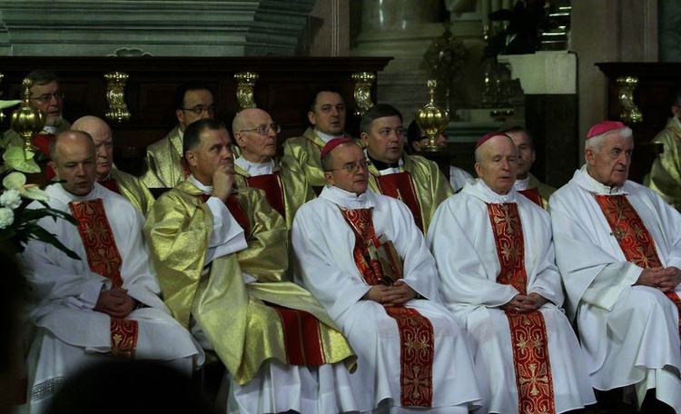 Msza św z udziałem abp Celestino Migliore