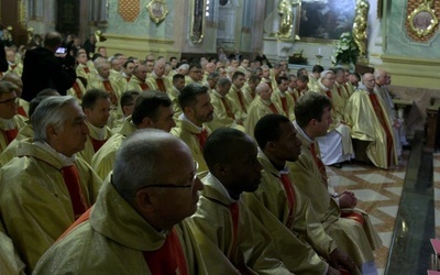 Msza św z udziałem abp Celestino Migliore