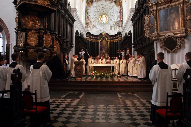 Msza św.  i obłóczyny w Gdańskim Seminarium Duchownym