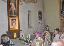 JP II w Roszowickim Lesie